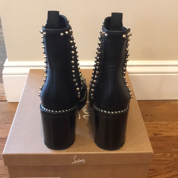 ❌SOLD❌ Christian Louboutin Chasse Chelsea Bootie - Picture 5 of 8